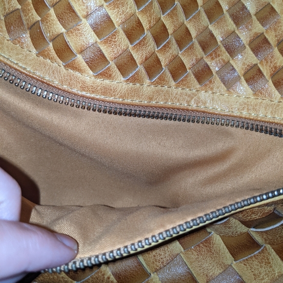 Vegan leather backpack - Picture 6 of 9